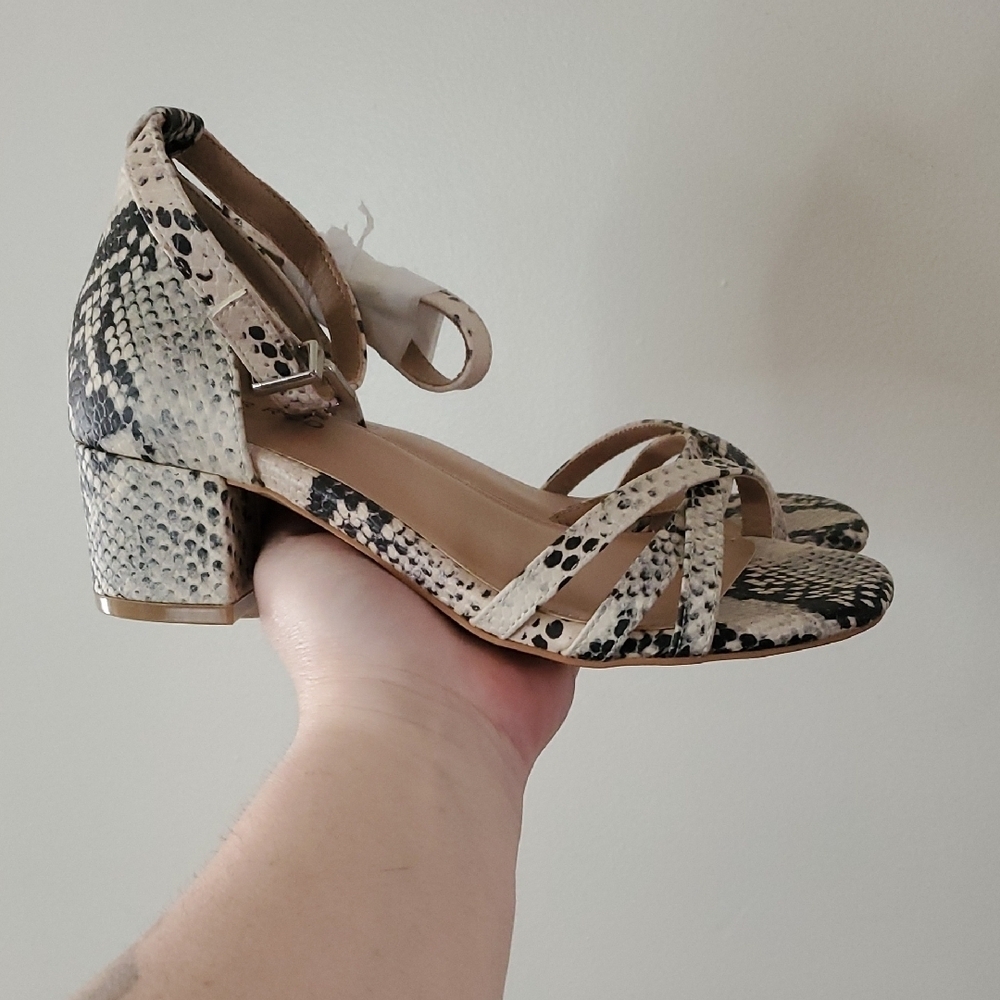 Torrid Animal Print Ankle Strap Chunky Heeled Sandals Size 6w